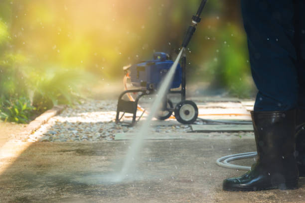 Best Parking Lot and Garage Cleaning  in Proctor, MN